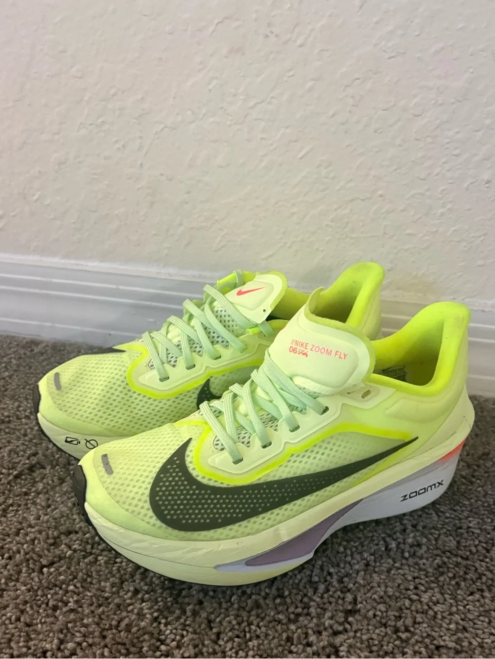 Nike Zoom Fly 6 women Size 6 1/2 - Picture 2 of 16